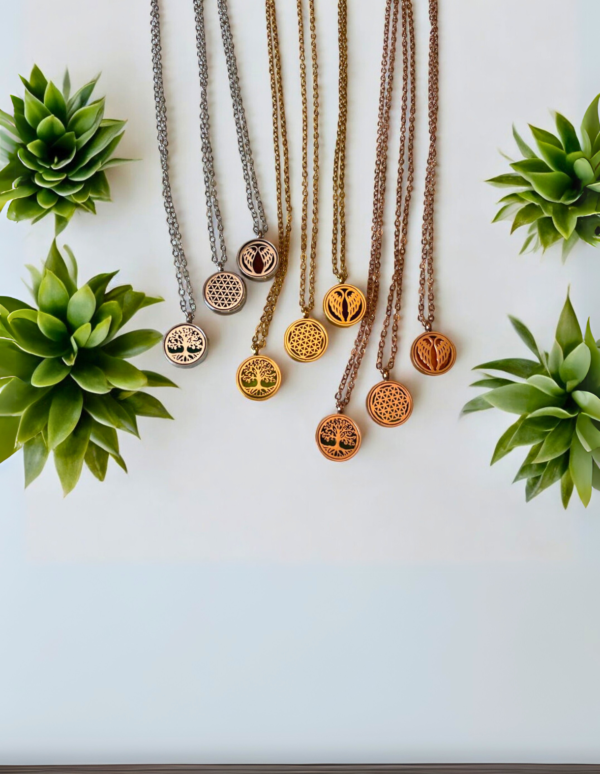 Colar Difusor Flor da vida Dourado – Aço Inoxidável