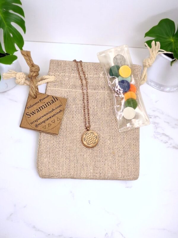Colar Aromaterapia Flor da Vida Rosa Dourado